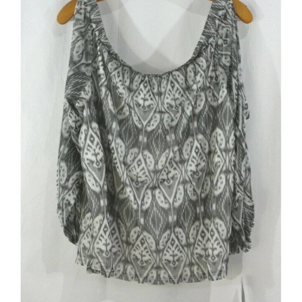 NWT INC International Concepts Womens Grey White On/Off Cutout Sleeve‎ Top XL